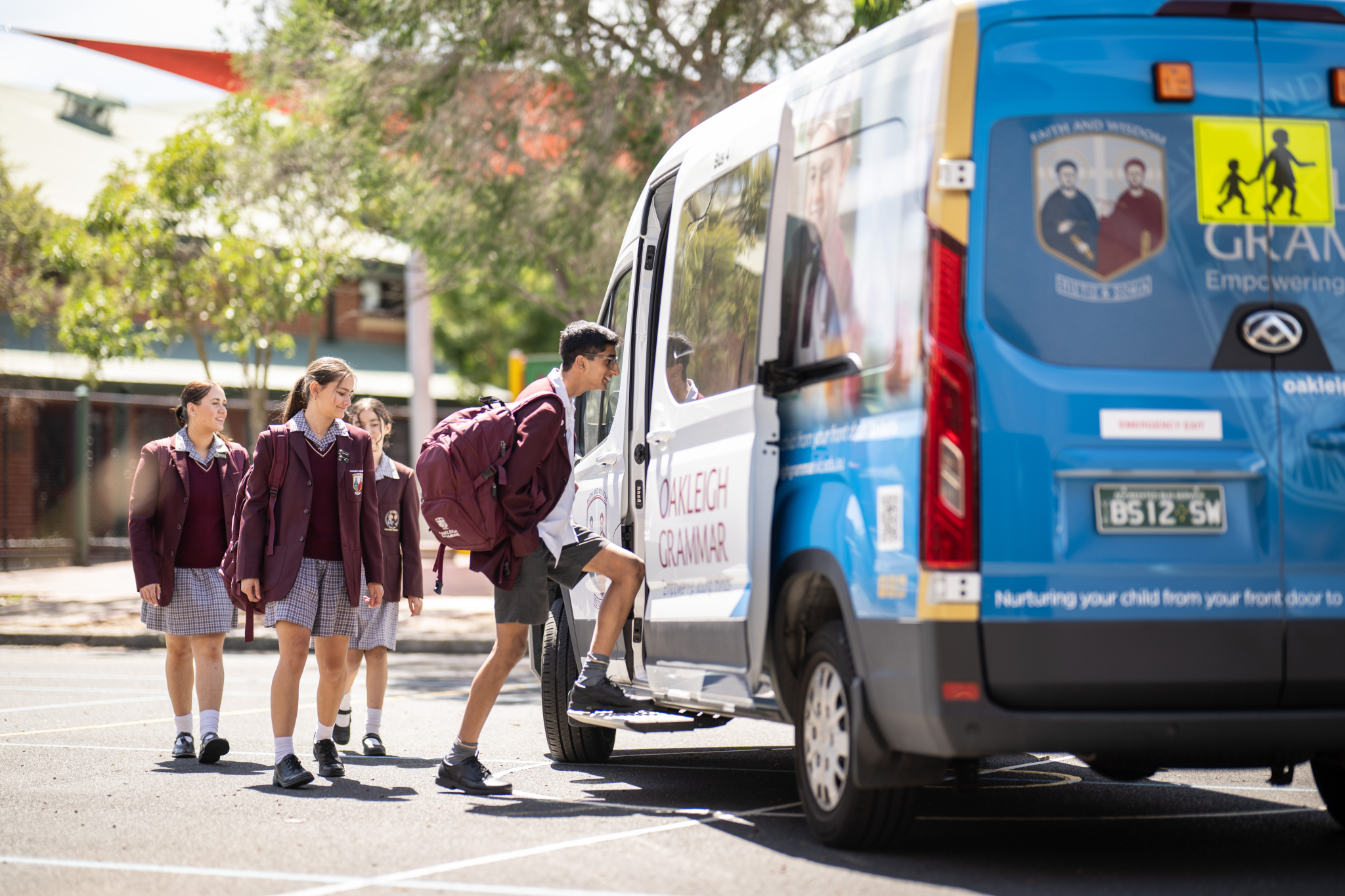 250217 G Blue Z9 1374 Lge