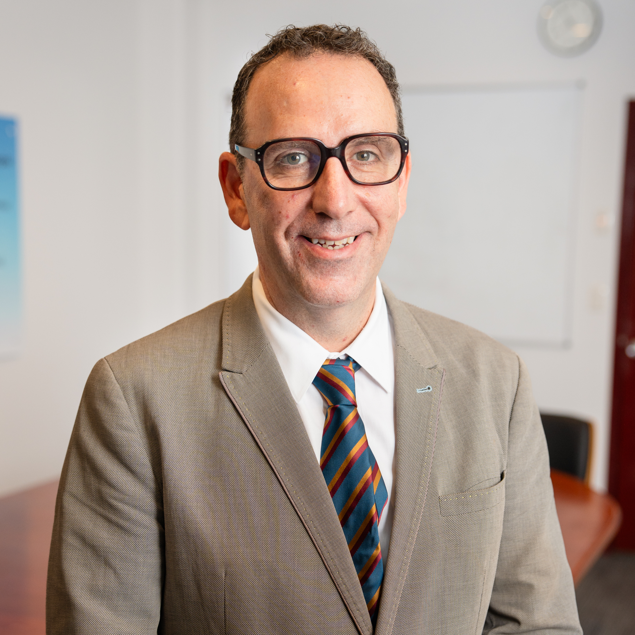 Mr Spiro Nikolakakis